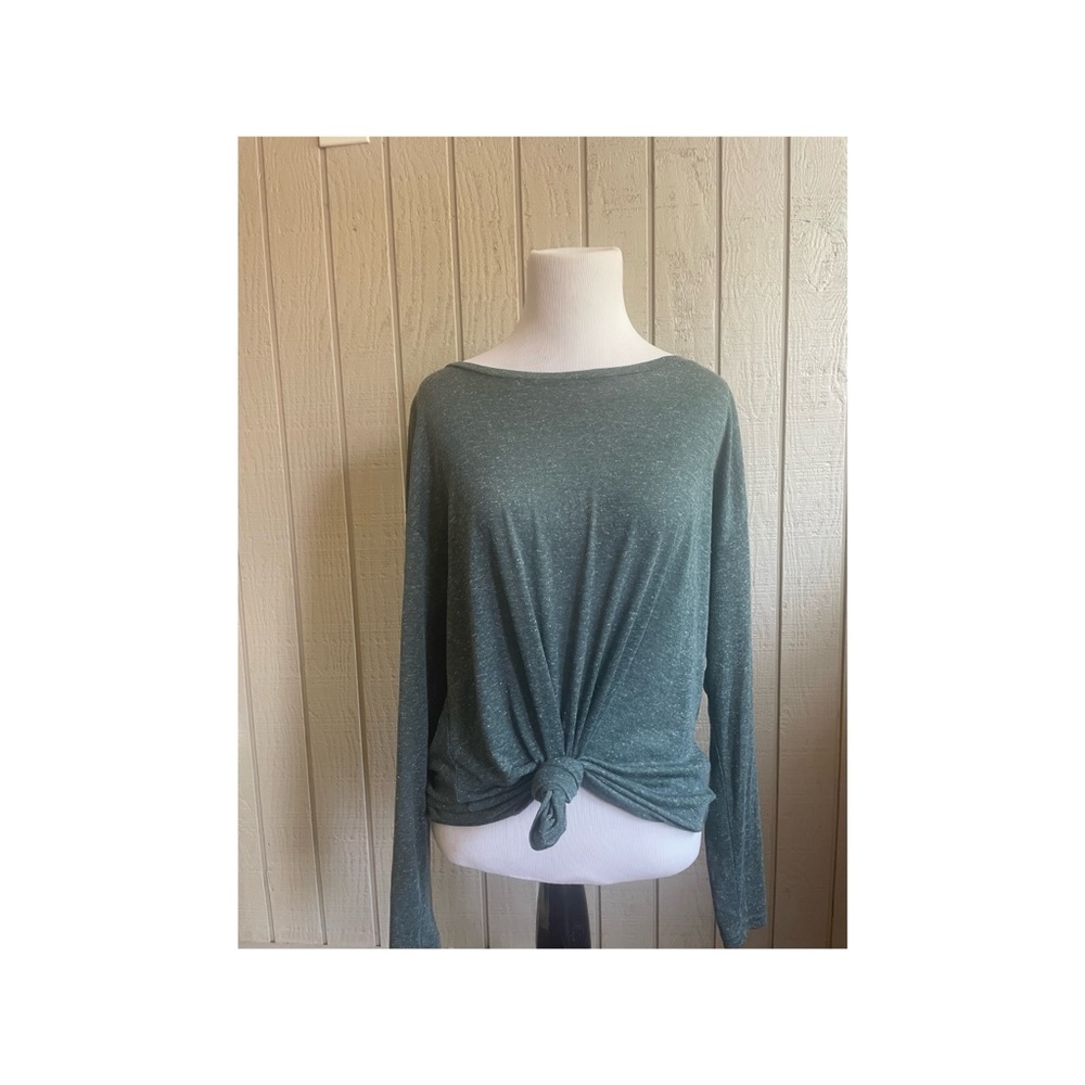 Supe Cute Top Size Large